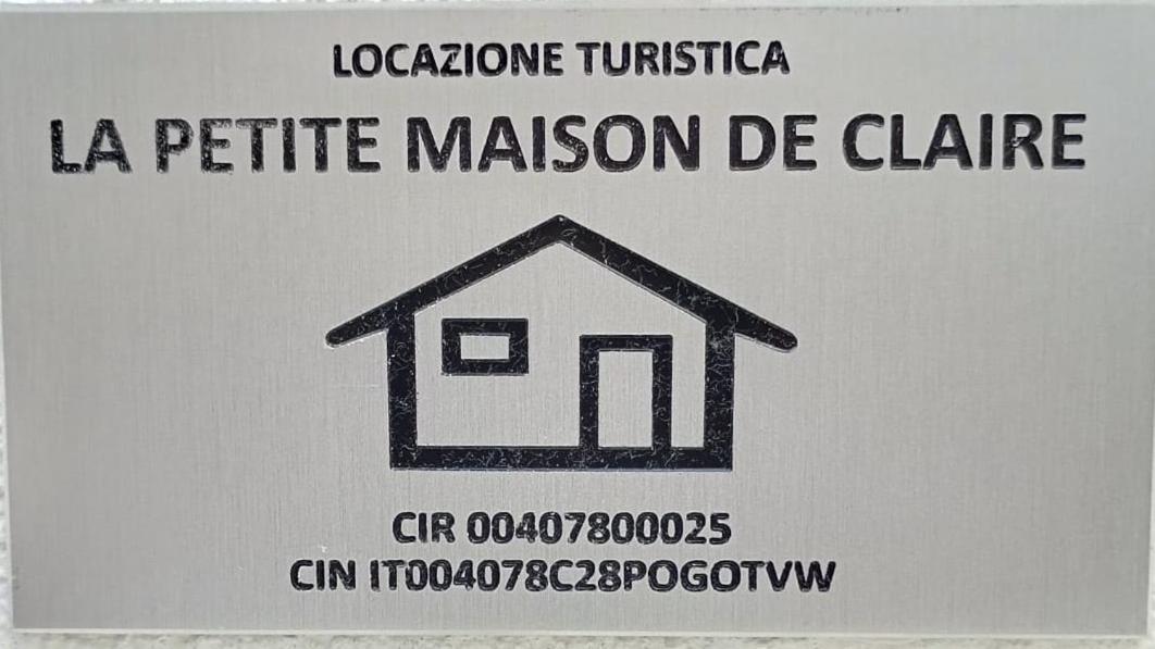 La Petite Maison De Claire كونيو المظهر الخارجي الصورة